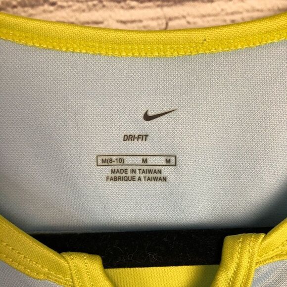 Nike Dri-Fit short sleeve work out tee. Med - Picture 3 of 4